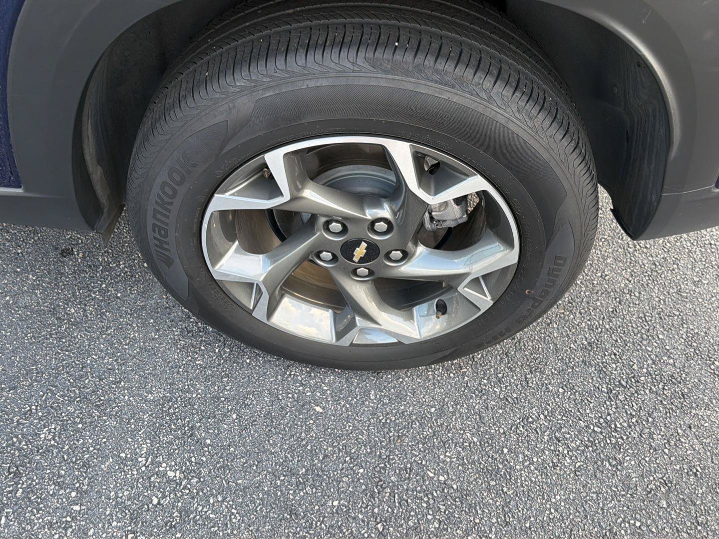 Used 2024 Chevrolet Trax LT FWD image 35