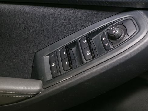 Used 2024 Subaru Crosstrek 2.0i Premium image 43