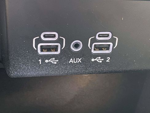 Used 2022 Jeep Wagoneer Series I image 8