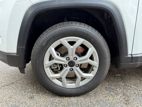 Used 2025 Subaru Ascent Premium AWD/4WD image 29