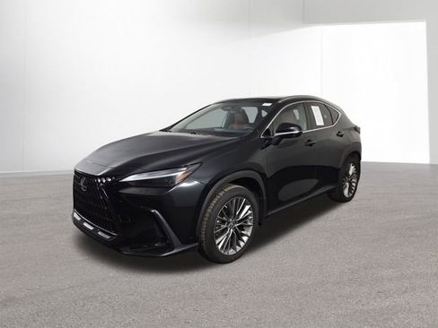 Used 2022 Lexus NX 300h AWD image 2
