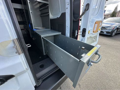 Used 2020 Ford Transit Connect XL image 39