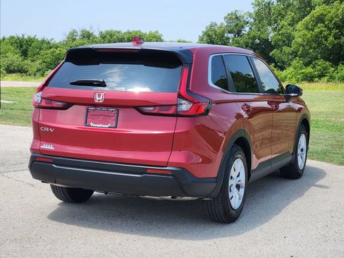 Used 2024 Honda CR-V LX image 7