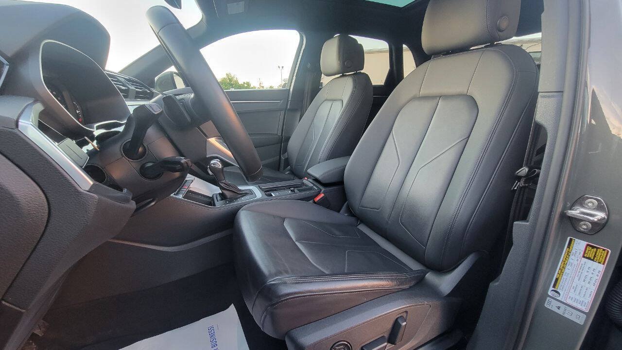 Used 2022 Audi Q3 2.0T Premium AWD/4WD image 14