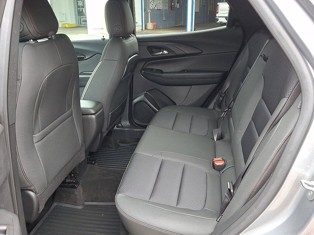 Certified 2023 Chevrolet TrailBlazer RS AWD/4WD image 20