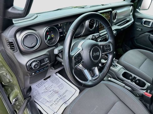 Used 2023 Jeep Wrangler Unlimited Rubicon 4xe w/ Steel Bumper Group AWD/4WD image 10