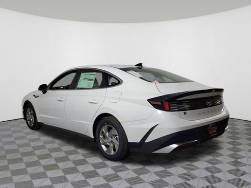 Certified 2025 Hyundai Sonata SE image 38