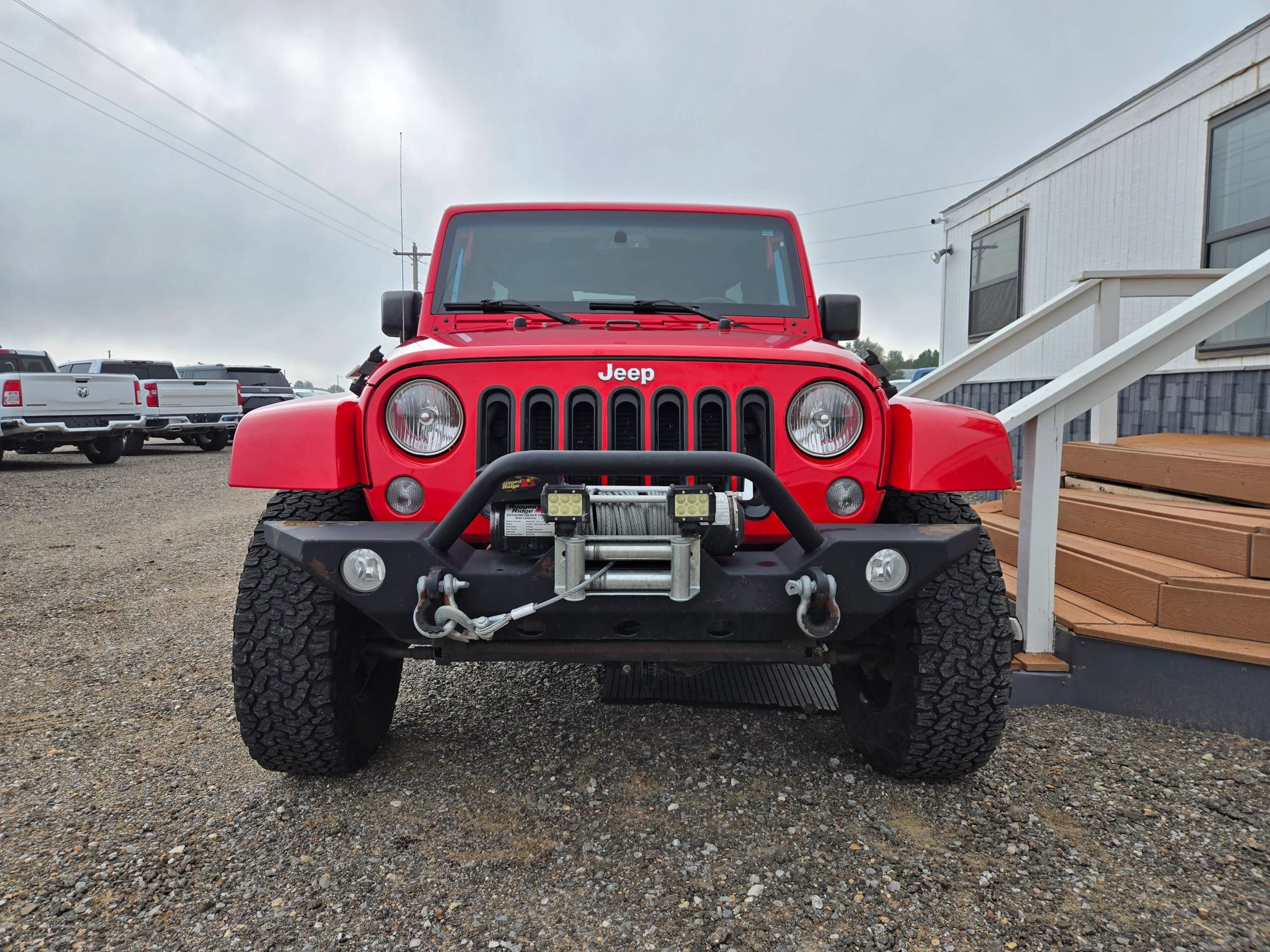 Used 2015 Jeep Wrangler Unlimited Rubicon w/ Connectivity Group AWD/4WD image 3