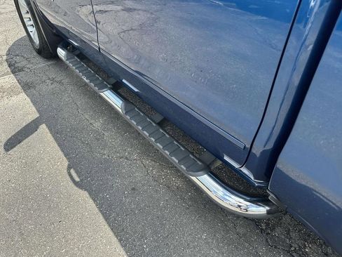 Used 2018 Chevrolet Silverado 1500 LT w/ All Star Edition AWD/4WD image 13