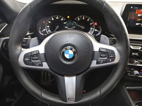 Used 2018 BMW M550i xDrive AWD/4WD image 39