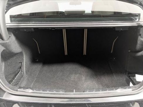 Used 2018 BMW 330i Sedan RWD image 19