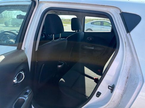 Used 2013 Nissan Juke S image 21