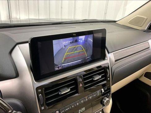 Used 2023 Lexus GX 460 Premium image 28