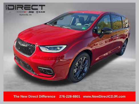 New 2026 Chrysler Pacifica Select image 1