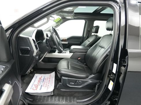 Used 2018 Ford F150 Lariat w/ Equipment Group 502A Luxury AWD/4WD image 16