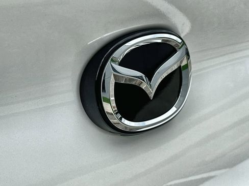 Used 2025 MAZDA MAZDA3 2.5 Turbo Sedan w/Premium Plus image 16