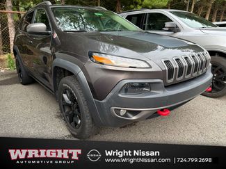 Used 2015 Jeep Cherokee Trailhawk w/ Cold Weather Group AWD/4WD video 1