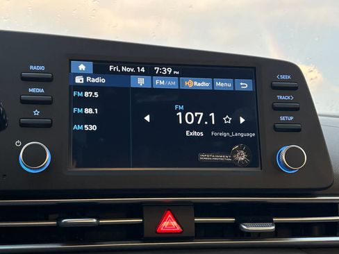 New 2026 Hyundai Elantra SE image 18