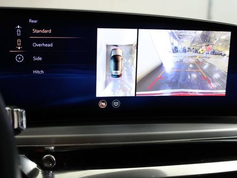 Certified 2025 Cadillac Lyriq Luxury w/ LPO, Floor Liner Package AWD/4WD image 19