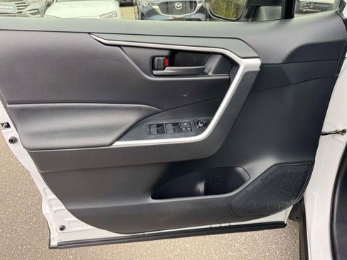 Used 2023 Toyota RAV4 LE image 15