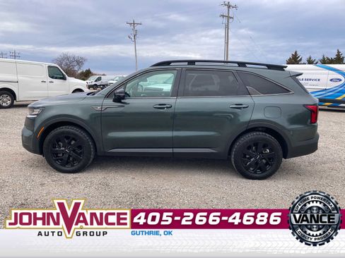 Used 2022 Kia Sorento S image 3