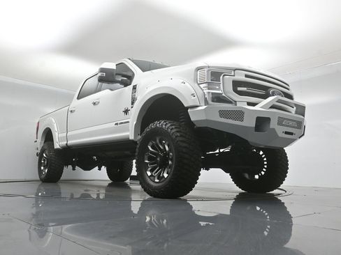 Used 2021 Ford F250 Lariat w/ Lariat Ultimate Package AWD/4WD image 43