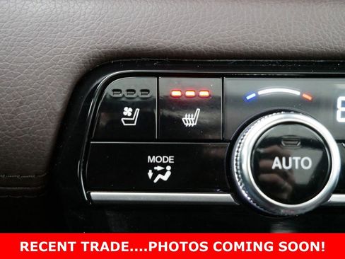 Used 2023 Honda Pilot Elite image 21