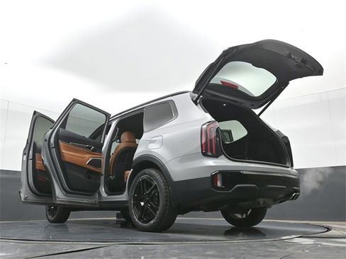 Used 2025 Kia Telluride EX X-Line image 59