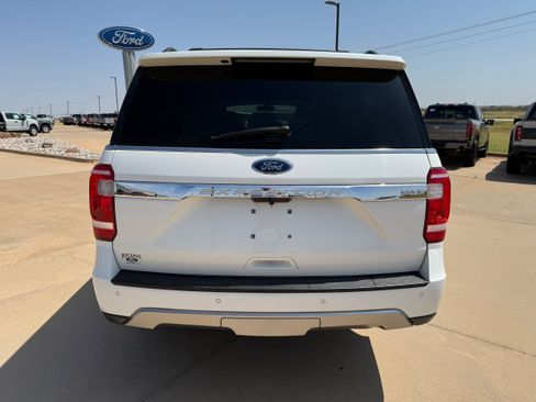 Used 2021 Ford Expedition Max XLT AWD/4WD image 6