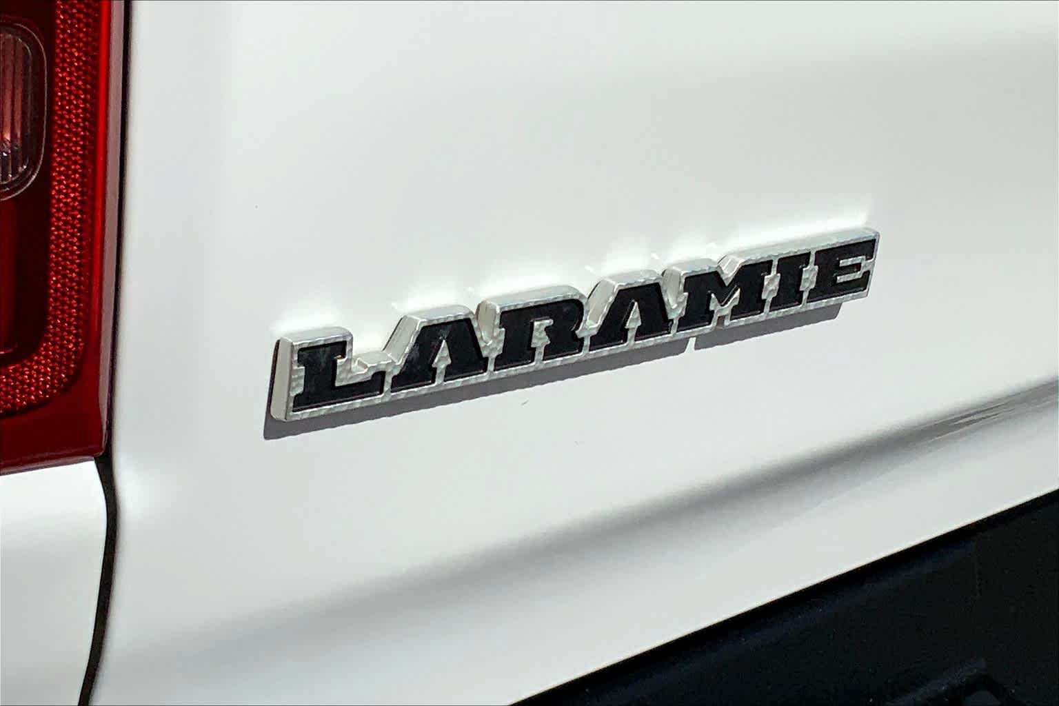 Used 2020 RAM 1500 Laramie AWD/4WD image 10