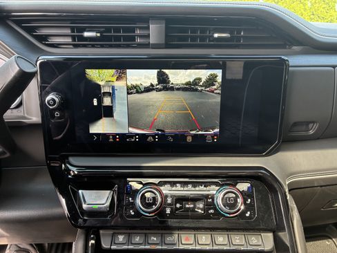 Used 2026 GMC Sierra 2500 AT4X AWD/4WD image 34