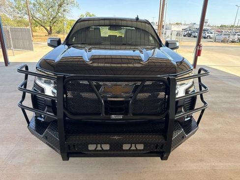 Used 2023 Chevrolet Silverado 1500 LT w/ Z71 Off-Road Package AWD/4WD image 2