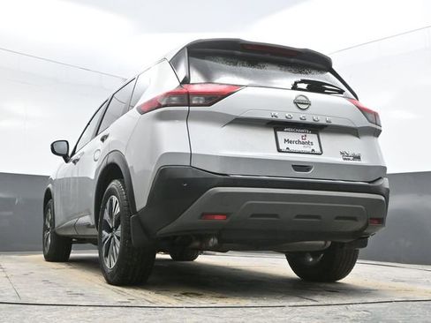 Used 2023 Nissan Rogue SV image 28