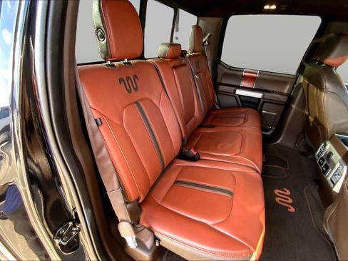 Used 2019 Ford F150 King Ranch w/ Equipment Group 601A Luxury AWD/4WD image 20