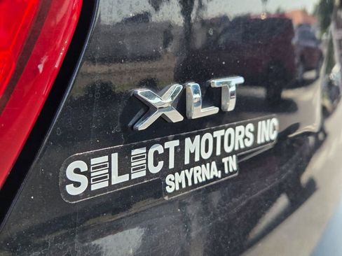 Used 2016 Ford Explorer XLT w/ Equipment Group 202A AWD/4WD image 11