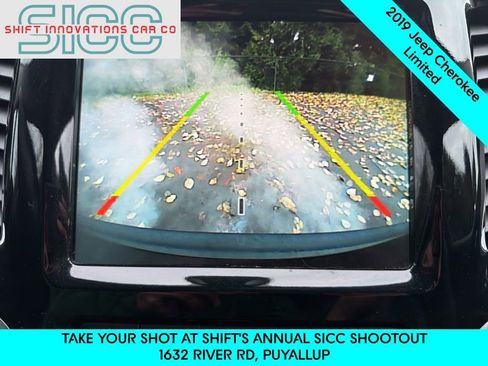 Used 2019 Jeep Cherokee Limited image 17