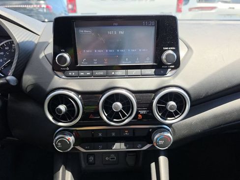 Used 2025 Nissan Sentra S FWD image 8