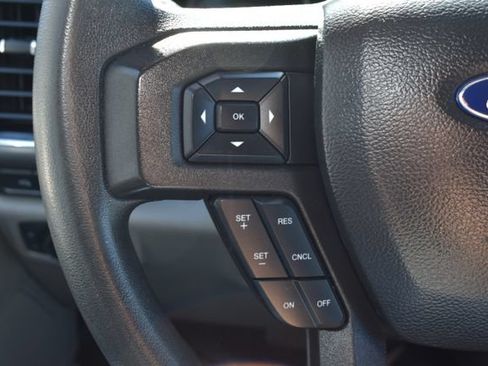 Used 2022 Ford F350 XLT w/ XLT Premium Package AWD/4WD image 22