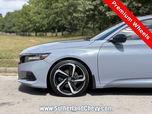 Used 2022 Honda Accord Sport image 10