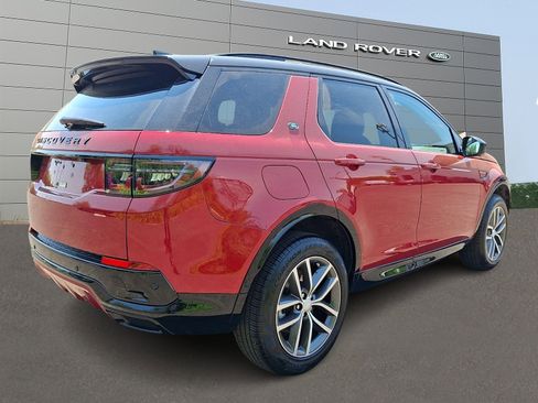 Used 2025 Land Rover Discovery Sport Dynamic SE AWD/4WD image 2