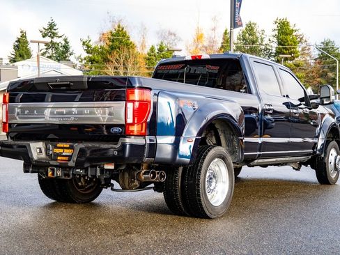 Used 2021 Ford F450 Platinum w/ FX4 Off-Road Package image 4