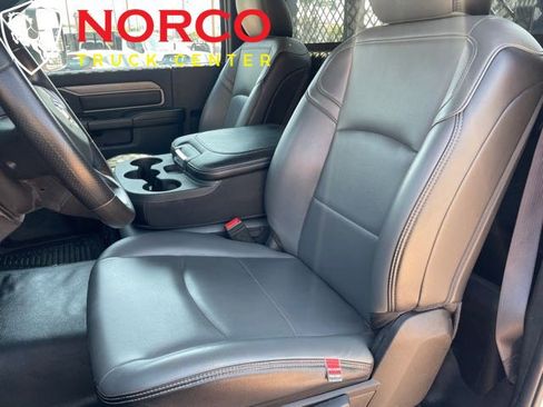 Used 2021 RAM 5500 Tradesman image 11