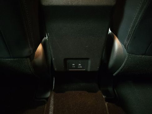 Used 2024 Mitsubishi Eclipse Cross SE image 13