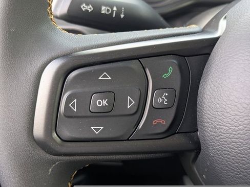 Used 2024 Jeep Gladiator Sport AWD/4WD image 23
