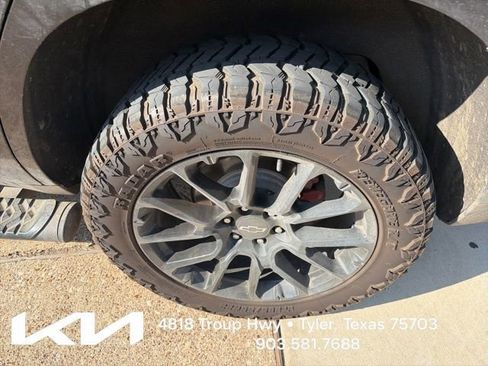 Used 2022 Chevrolet Tahoe Z71 AWD/4WD image 8