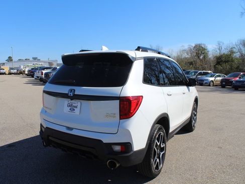 Used 2022 Honda Passport Elite image 12