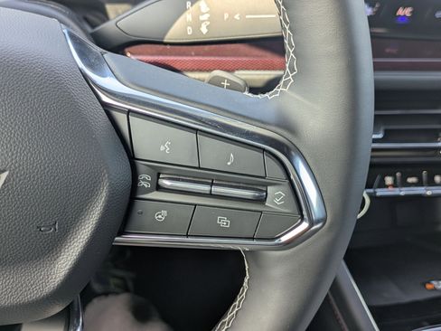 New 2026 Chevrolet Traverse Z71 w/ Enhanced Driving Package AWD/4WD image 24