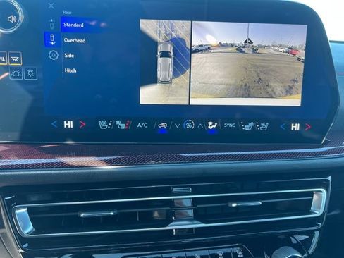 New 2026 Chevrolet Traverse RS w/ LPO, Floor Liner Package image 18