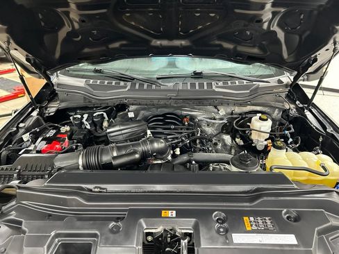 Certified 2022 Ford F250 Lariat w/ Chrome Package AWD/4WD image 32