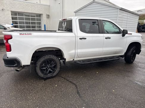 Used 2019 Chevrolet Silverado 1500 Custom Trail Boss w/ Custom Convenience Package image 4